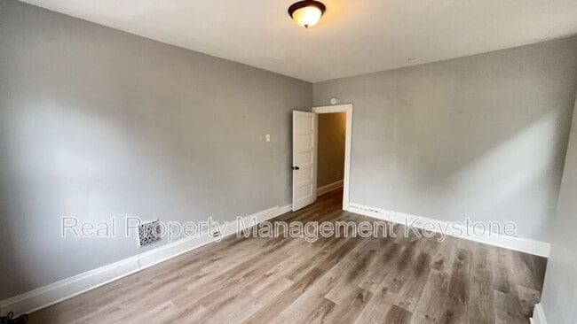Building Photo - 1834 Flagler St