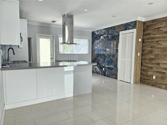 Foto del edificio - 5816 SW 9th St