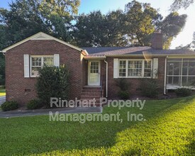 Building Photo - 3016 Hilton Rd