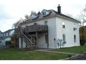Primary Photo - 221 Poplar Ave