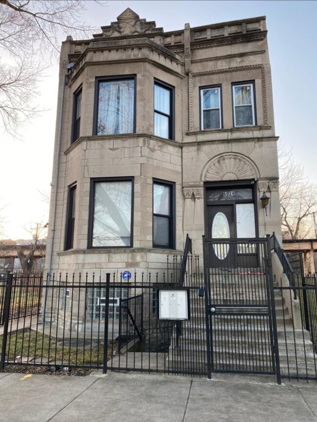 Foto del edificio - 6024 S Calumet Ave