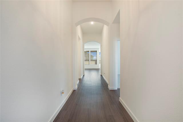 Building Photo - 2419 Doncaster Dr