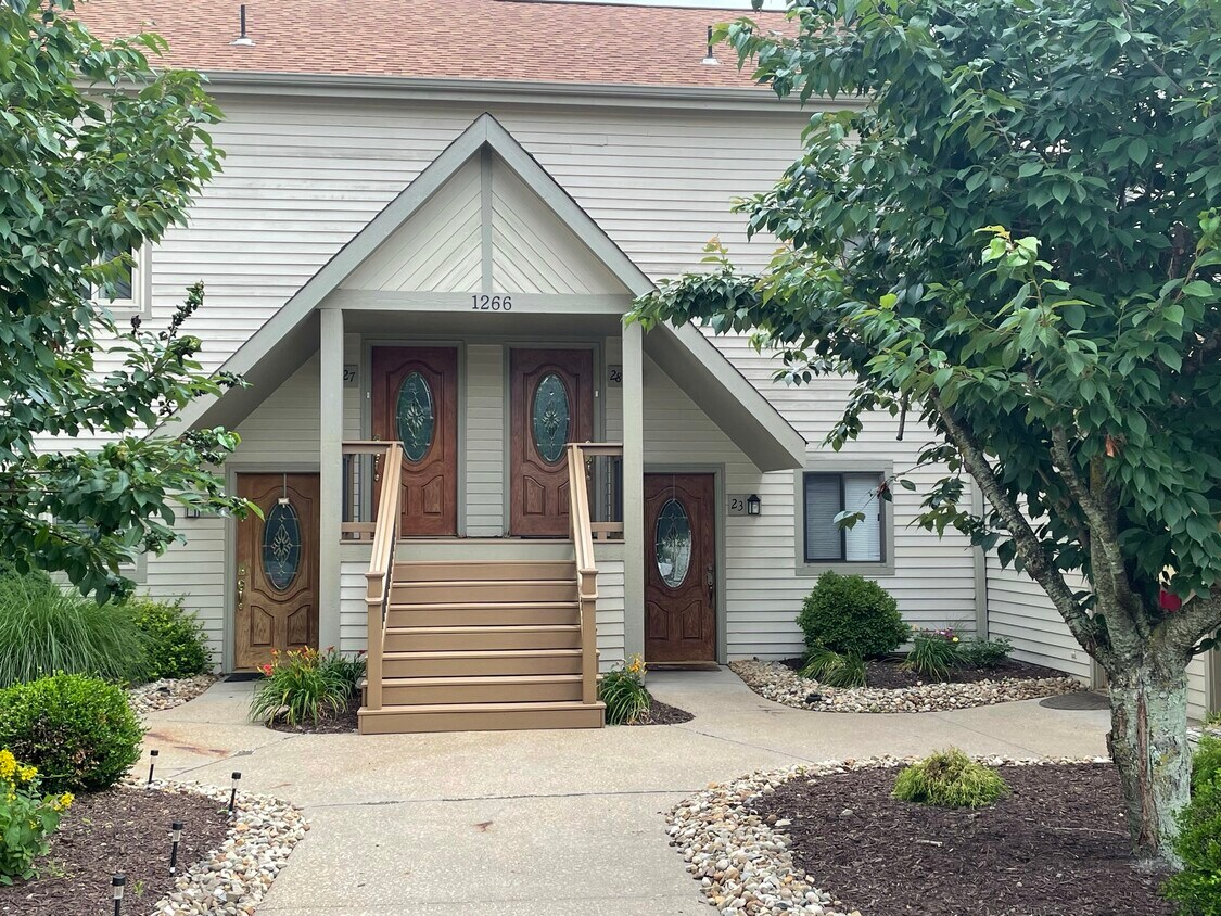 1266 Norberry Ct Unit 23, Cranberry Township, PA 16066 Condo for Rent