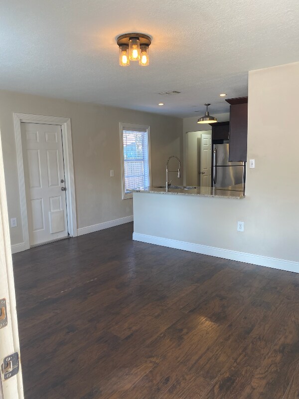 Foto del edificio - 3202 W Hartnett Ave