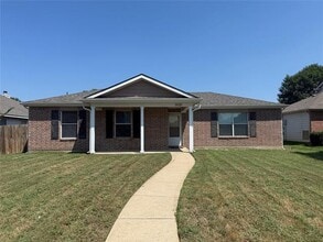 Building Photo - 9625 Brierwyck Dr