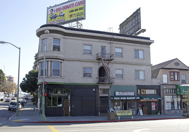 Building Photo - 2874-2882 Telegraph Ave