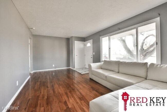 Building Photo - 3 br, 2.5 bath House - 3711 S 126th Ave