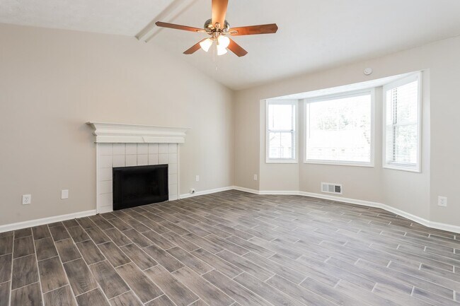 Foto del edificio - 408 Sheppard Crossing Ct