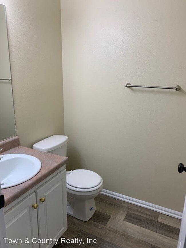 Building Photo - 6 br, 3.5 bath House - 3171 Heather Glen D...