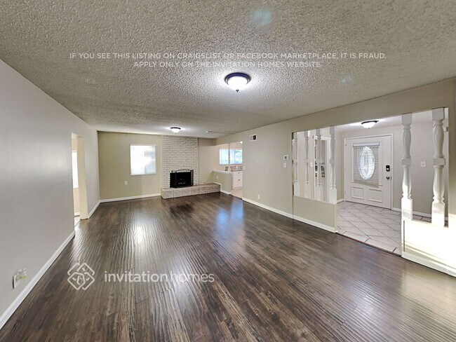 Foto del edificio - 1638 E 220th St