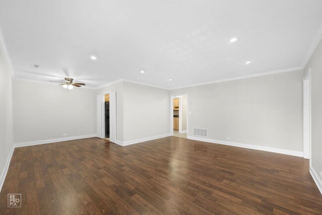Building Photo - 7324 Heritage Ct