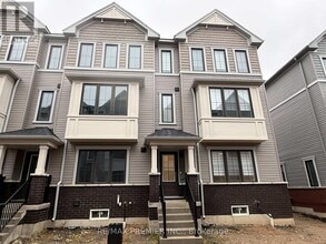 Building Photo - 16 Kingbird Cmn