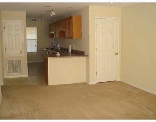 Foto del edificio - 8616 Spring Ave