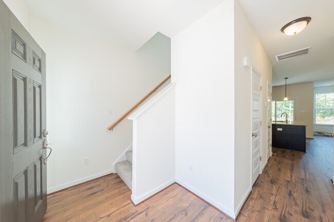 Building Photo - 18372 Palisades Ct