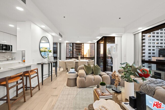 Building Photo - 10750 Wilshire Blvd