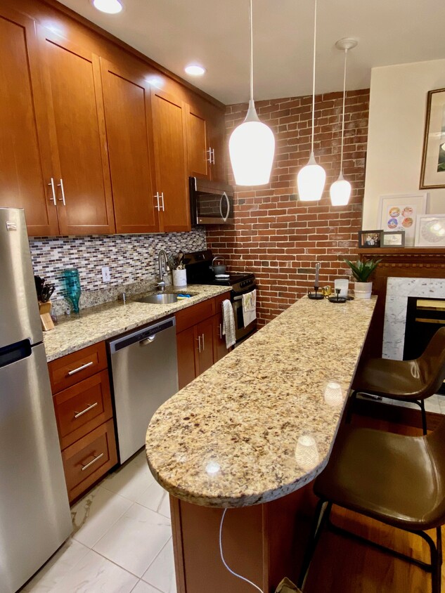 Foto principal - 48 Waltham St