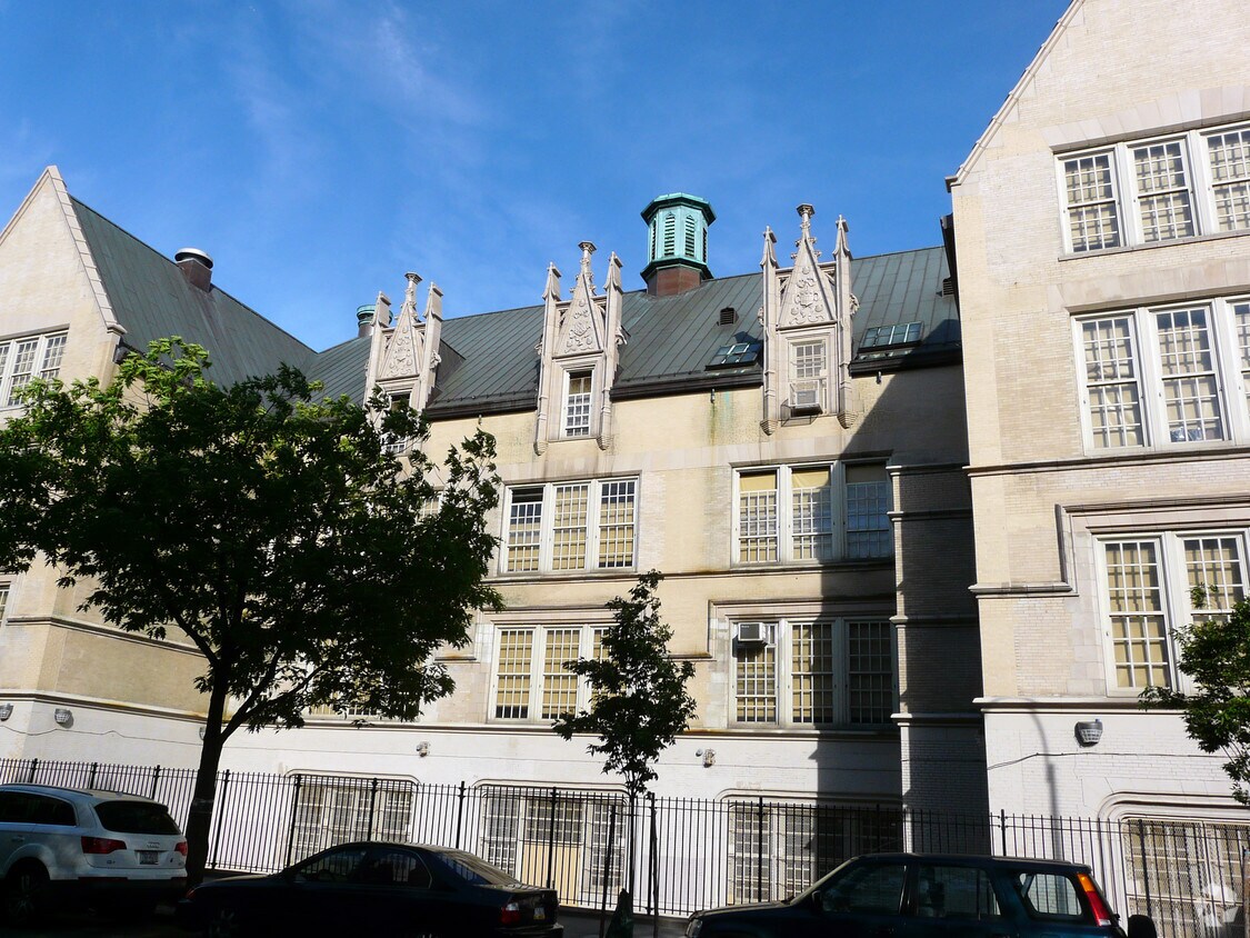 Foto del edificio - 2435-2447 Walton Ave