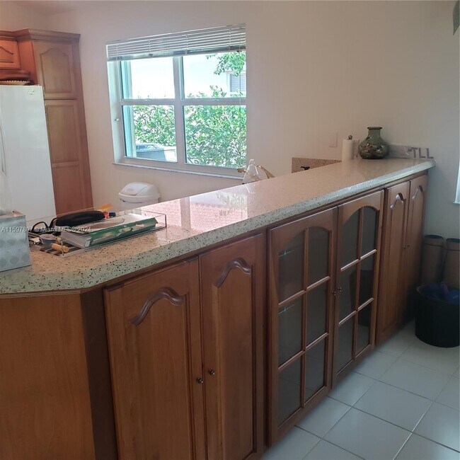 Foto del edificio - 4852 SE Mariner Village Ln
