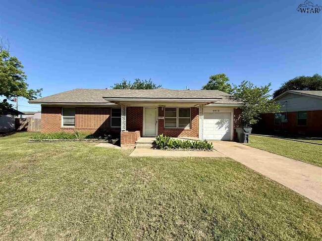 Building Photo - 4814 Earl St