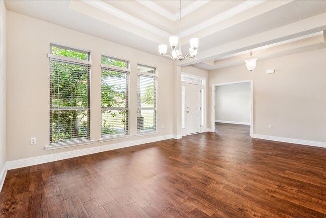 Foto del edificio - 13149 Kinlock Falls Ave