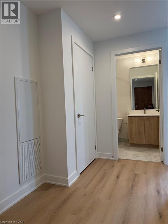 Photo du bâtiment - 25 Wellington St S