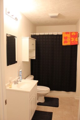 Building Photo - 3125 Bethany Ct