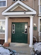 Building Photo - 108 Mill St