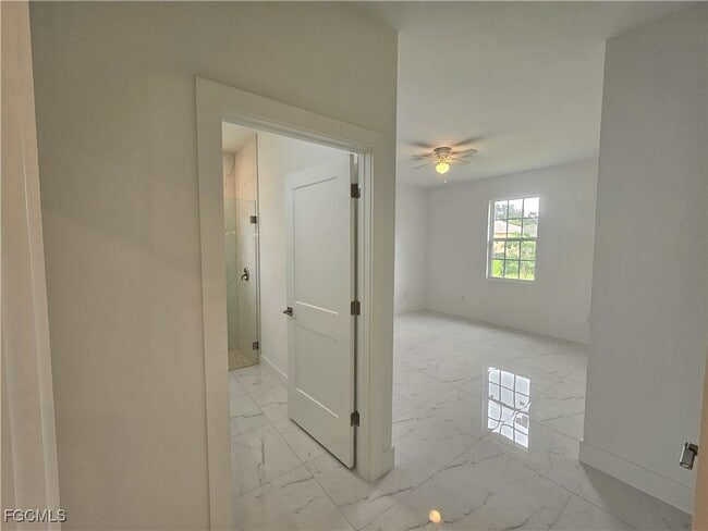 Building Photo - 2123 Snead Dr