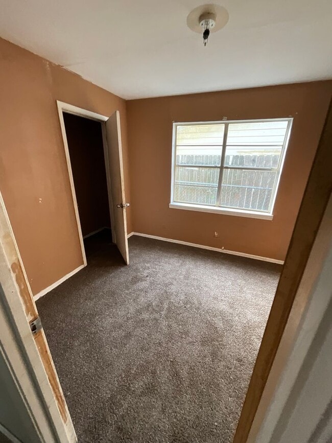 Building Photo - 716 Harrison-