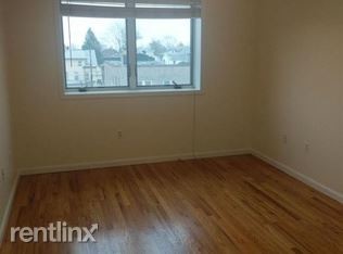 Building Photo - 1 br, 1 bath  - 62 Anderson Ave