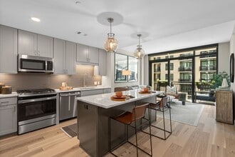 Building Photo - 2511 Willowick Rd