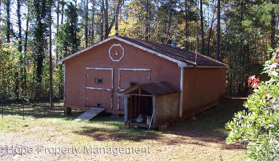 Building Photo - 225 Lone Oak Rd