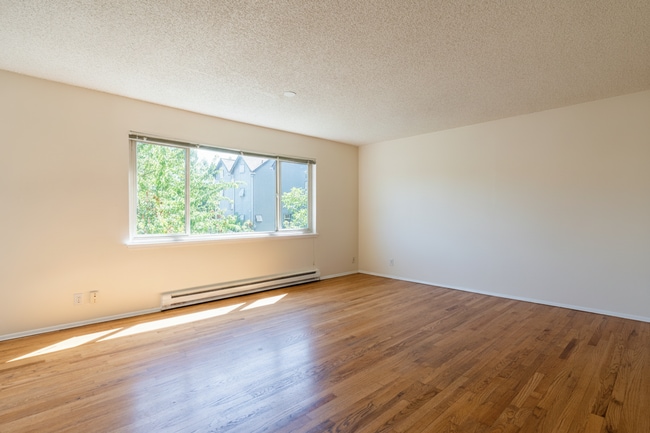Interior Photo - Lake Vista Apartments