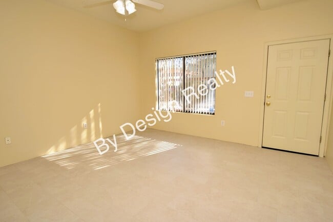 Building Photo - Newly Updated 3 Bed 2 Bath Townhome in Gated Central Tucson Community with Mountain Views
