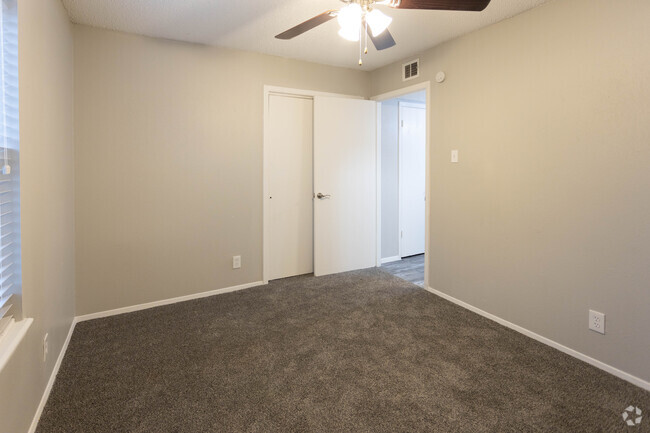 2HAB, 1.5BA - 825 ft² - Lubbock Lakeway Apartments