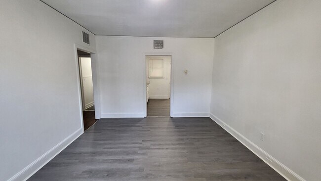 Foto del edificio - Two Bedroom Apt For Rent in Sumter SC!  2 ...