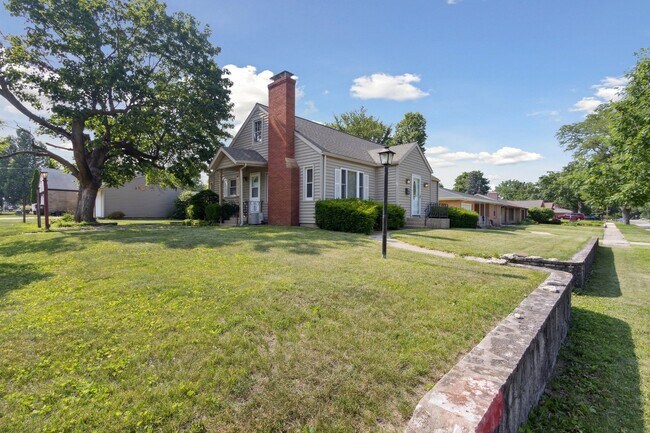 Foto del edificio - 504 Roland Ave