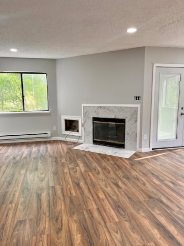 Building Photo - 2 Edelweiss Dr