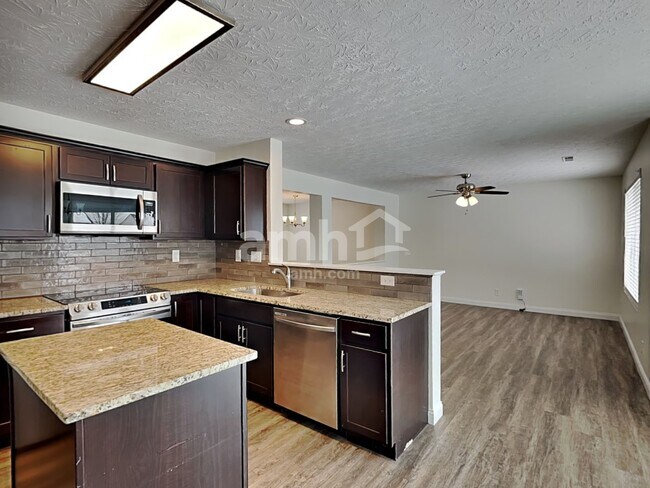 Foto del edificio - 3202 Meadoway Ct