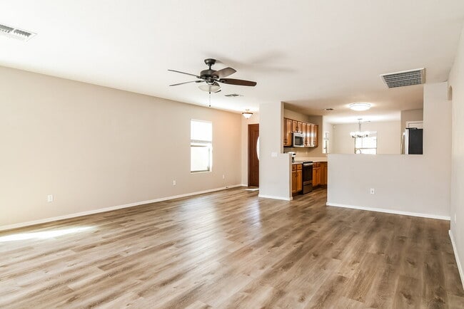 Foto del edificio - 3171 W Dancer Ln