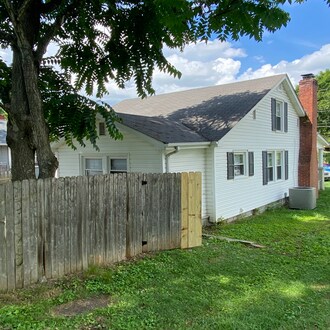 Foto del edificio - 268 Spurgeon Ln