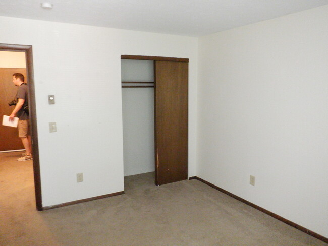 Foto del edificio - 233 Redstone Hill Rd