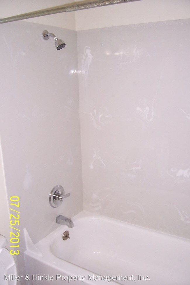 Foto del edificio - 412-414 Pinehurst Ave