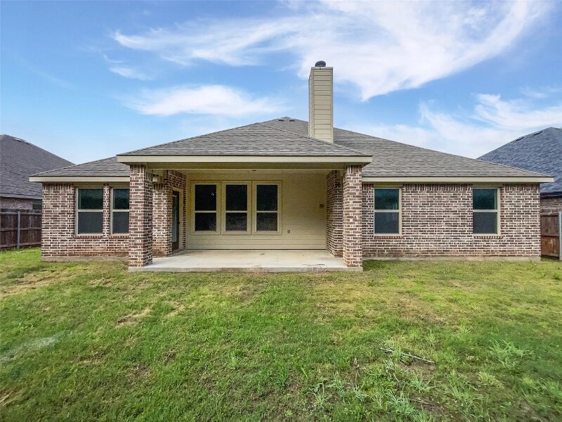 Foto principal - 312 Canadian Ln