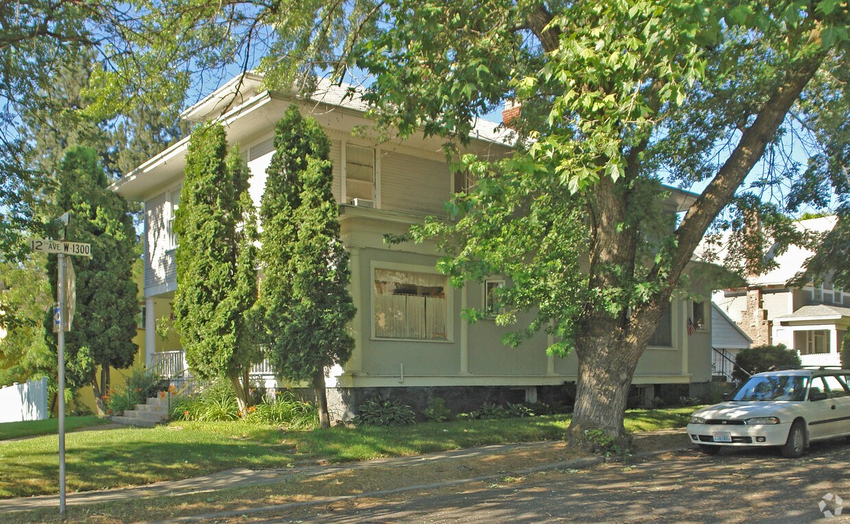 Primary Photo - 1125 S Cedar St