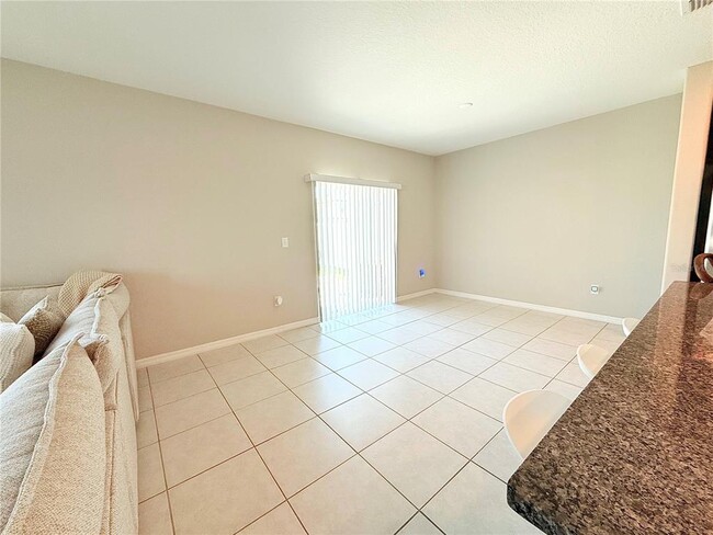 Building Photo - 10330 Blue Plume Ct