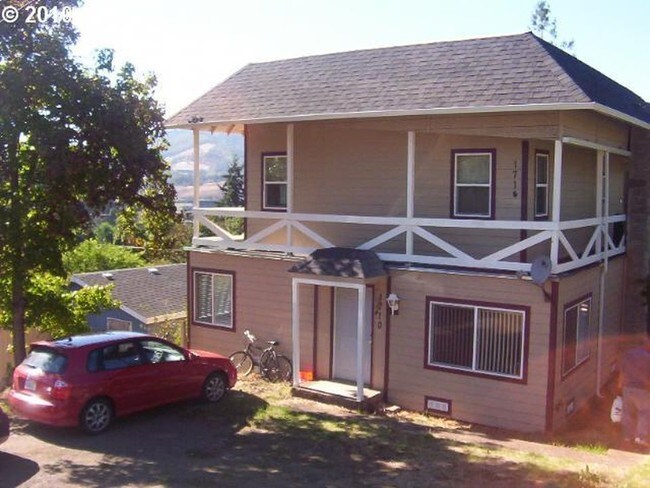 Foto del edificio - 1714 SE Giles St