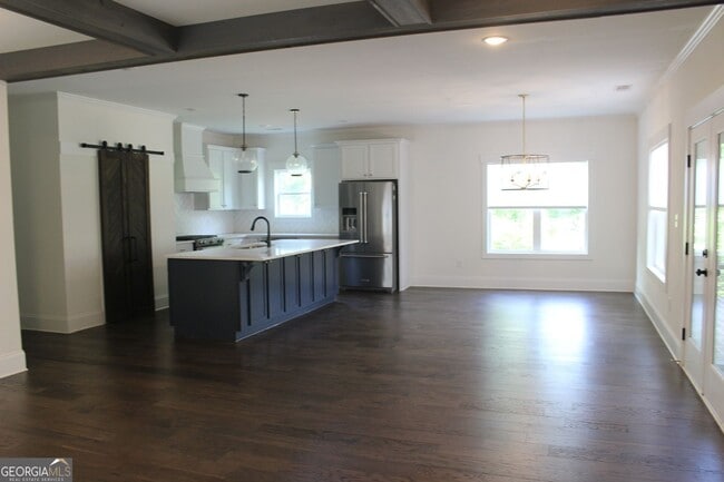 Building Photo - 245 Gilmer St