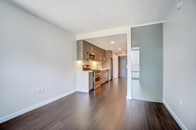 Building Photo - 150 Van Ness