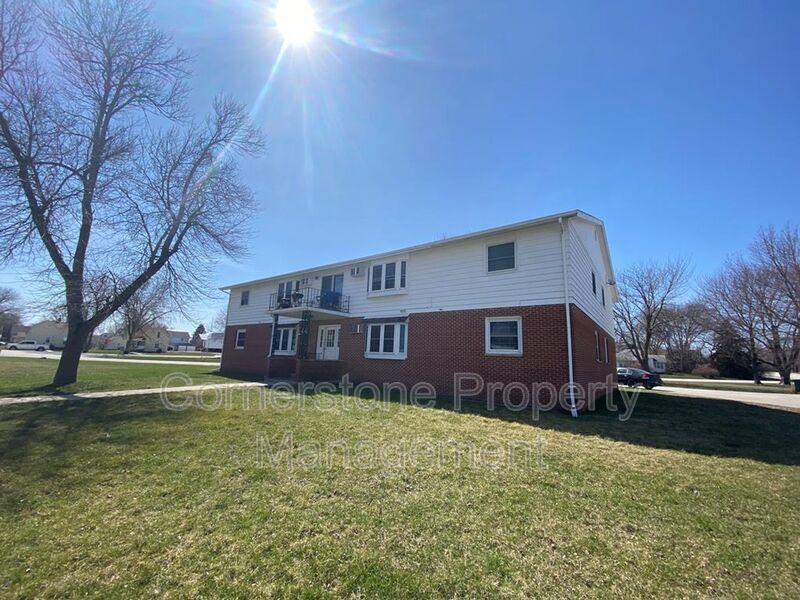 205 1st Ave SW Unit 3, Pocahontas, IA 50574 Condo for Rent in
